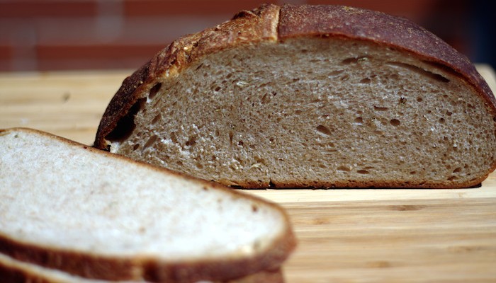 Pan estilo NY Deli con mezcla de centeno y harina panadera